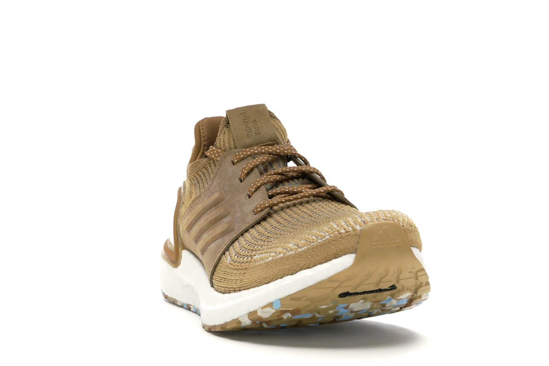 Vue 8 de adidas Ultra Boost 19 Universal Works Sand