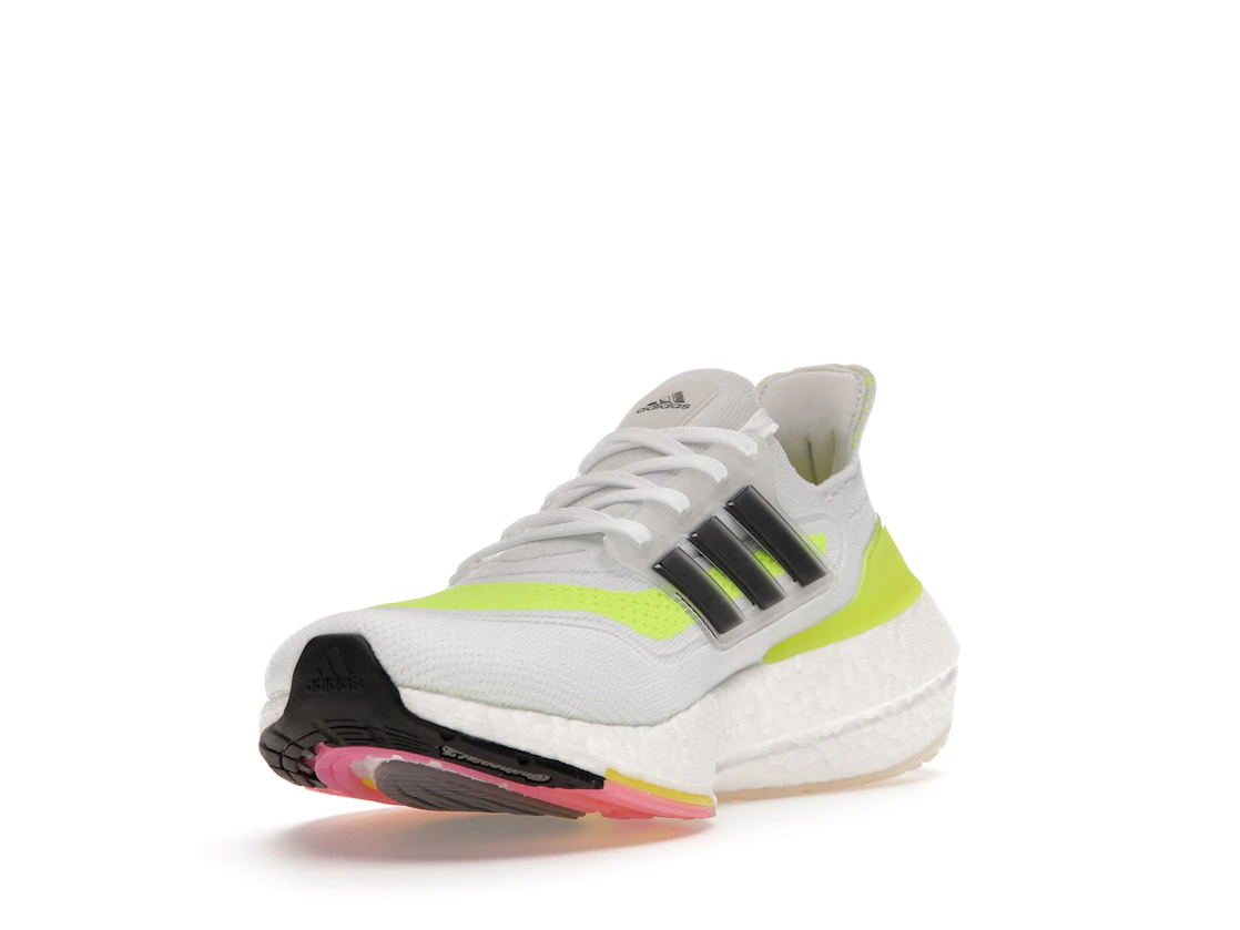 Vue 13 de adidas Ultra Boost 21 White Solar Yellow