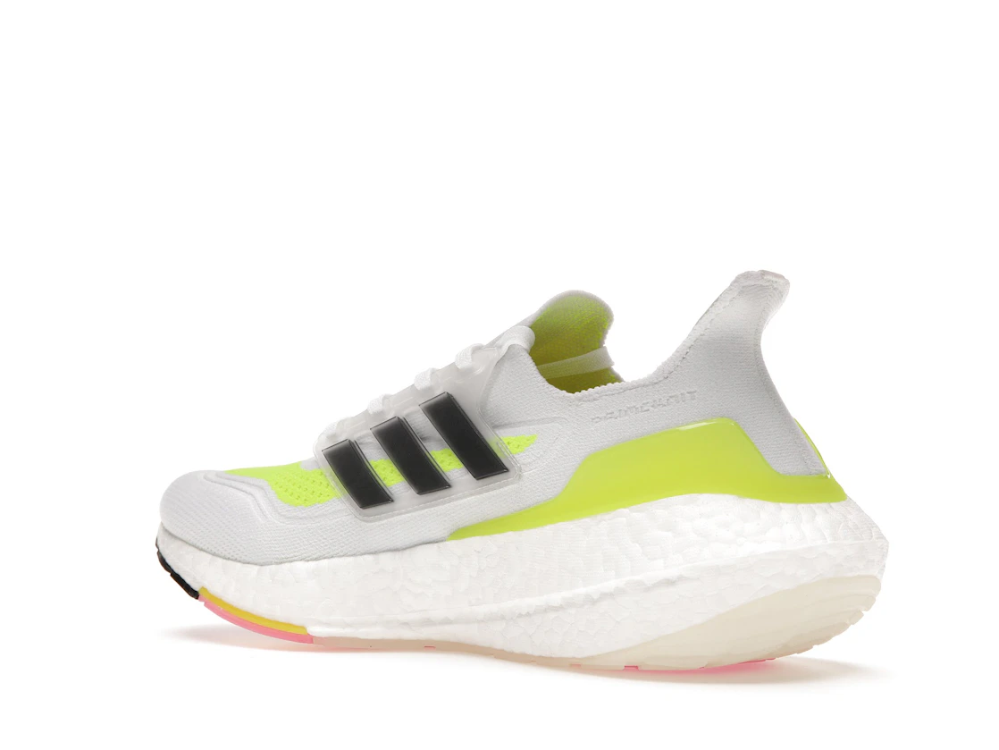 Vue 23 de adidas Ultra Boost 21 White Solar Yellow