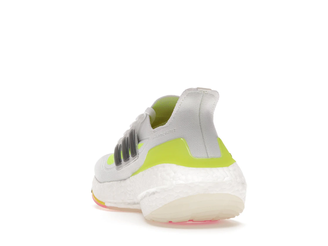 Vue 26 de adidas Ultra Boost 21 White Solar Yellow