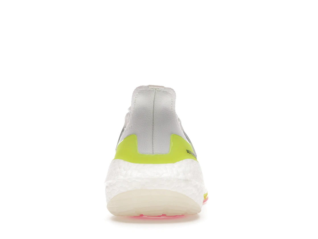 Vue 28 de adidas Ultra Boost 21 White Solar Yellow