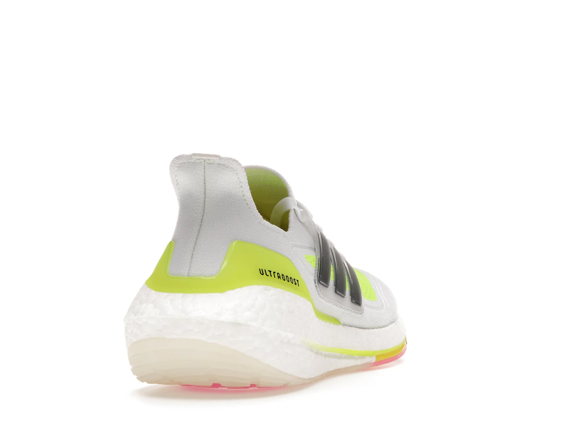 Vue 30 de adidas Ultra Boost 21 White Solar Yellow
