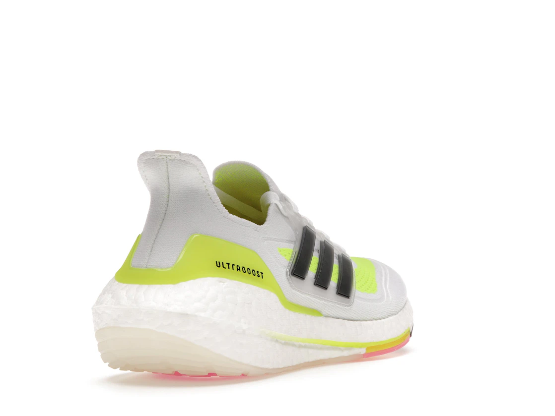 Vue 31 de adidas Ultra Boost 21 White Solar Yellow