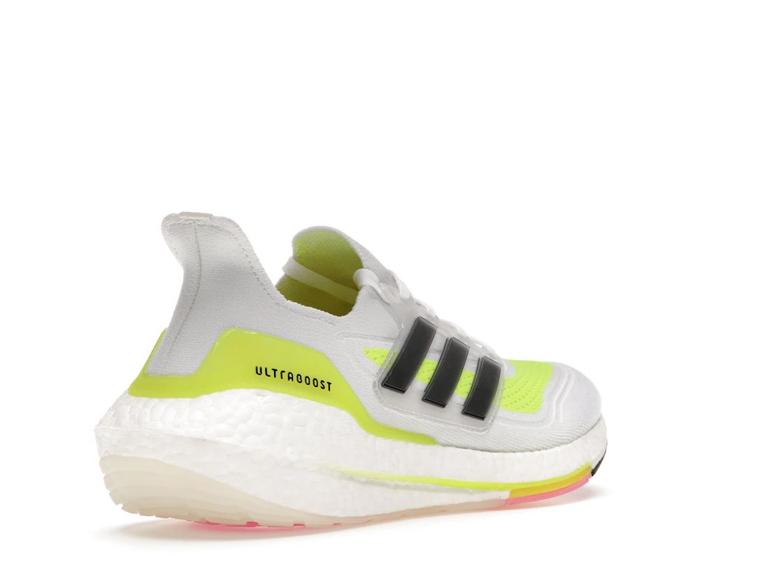 Vue 32 de adidas Ultra Boost 21 White Solar Yellow