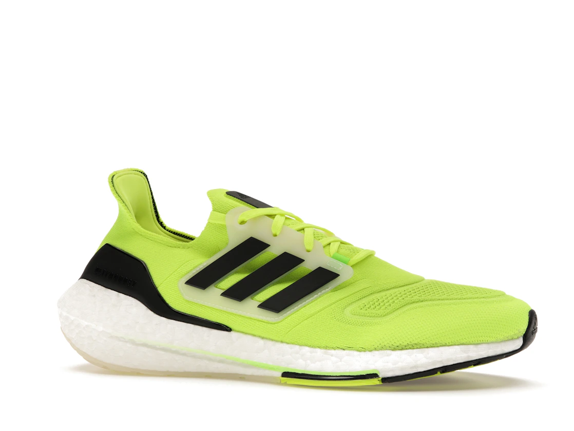 Vue 3 de adidas Ultra Boost 22 Solar Yellow