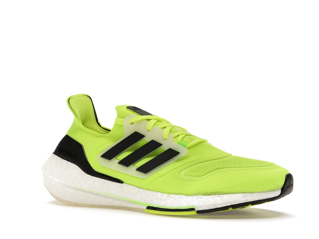 Vue 4 de adidas Ultra Boost 22 Solar Yellow