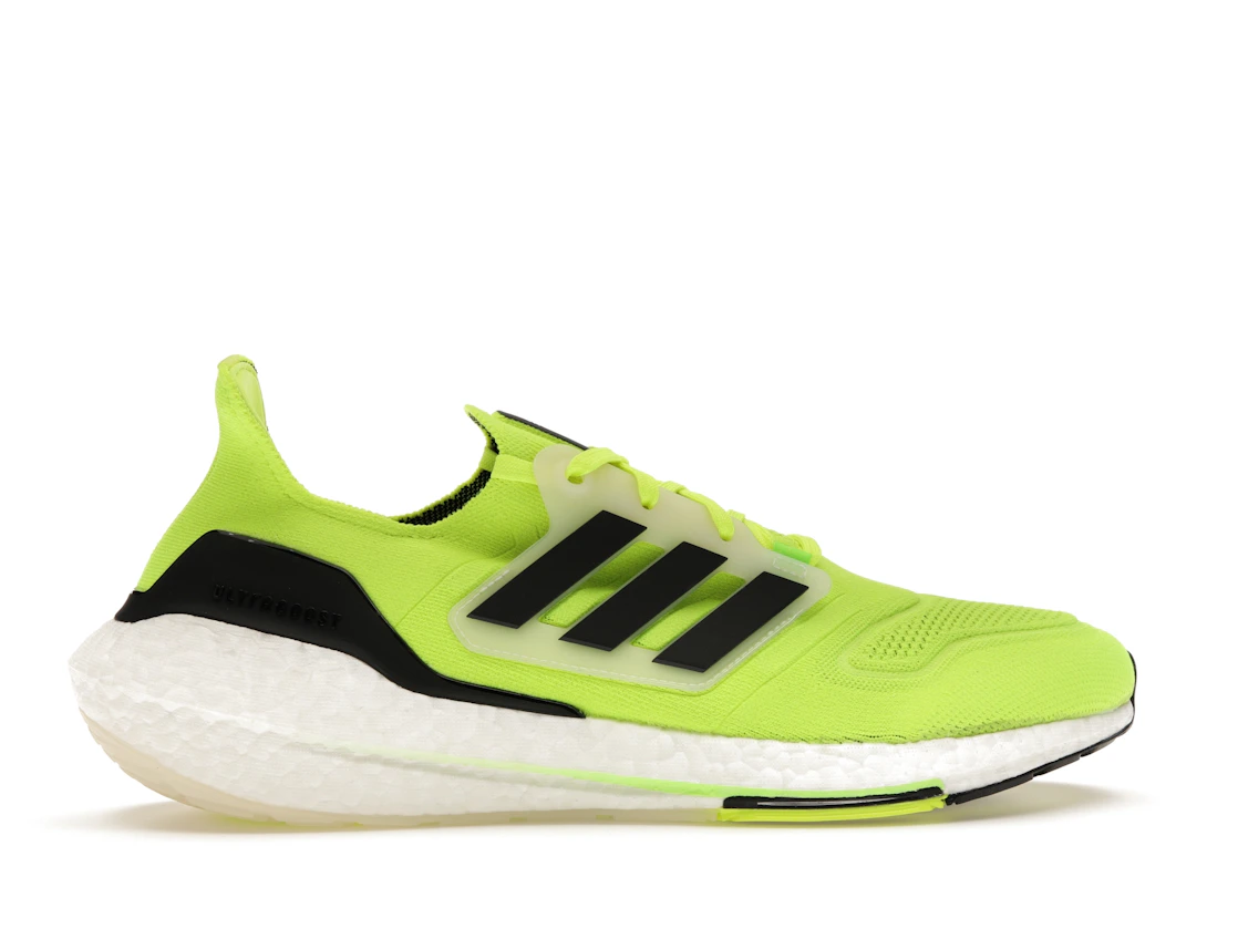 Vue 36 de adidas Ultra Boost 22 Solar Yellow