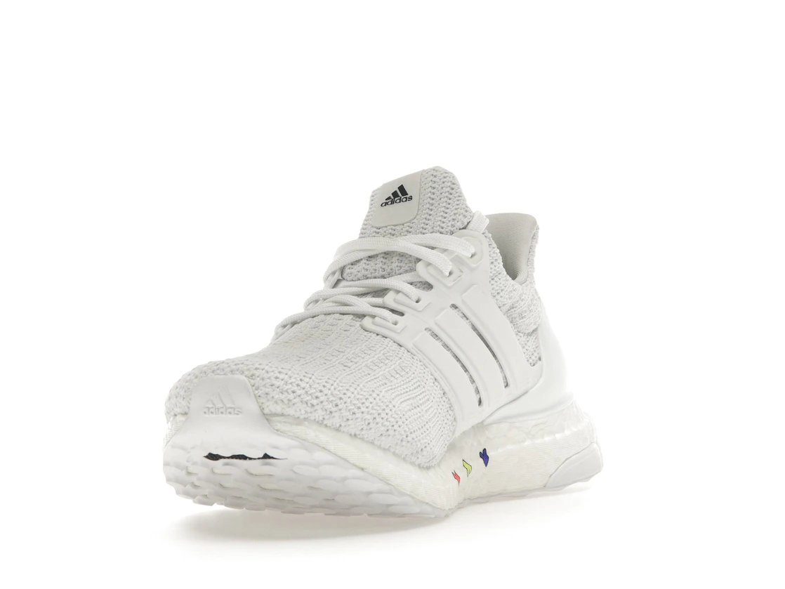 Vue 13 de adidas Ultra Boost 4.0 DNA Hearts Pack White 
