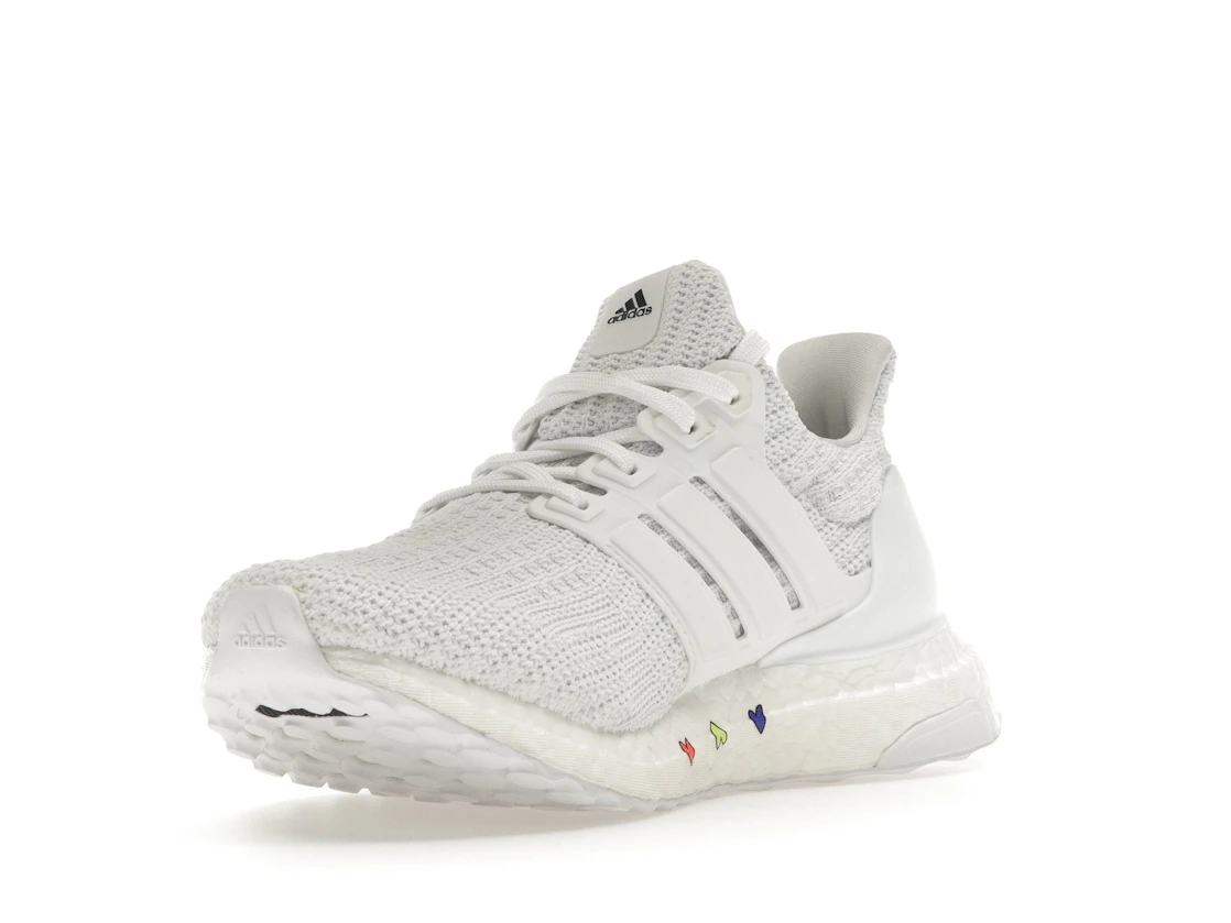 Vue 14 de adidas Ultra Boost 4.0 DNA Hearts Pack White 