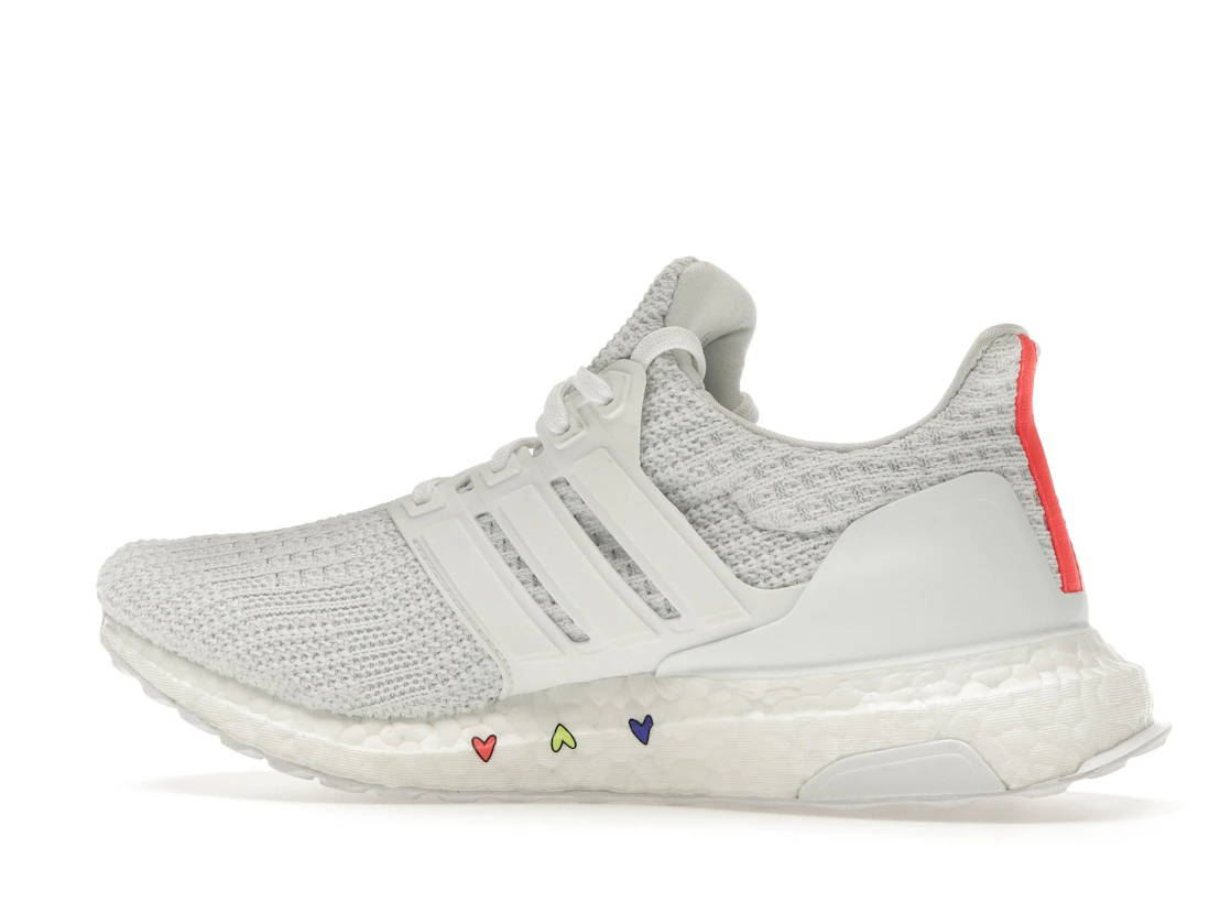 Vue 21 de adidas Ultra Boost 4.0 DNA Hearts Pack White 