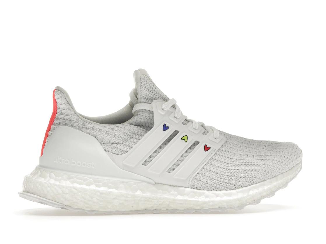 Vue 36 de adidas Ultra Boost 4.0 DNA Hearts Pack White 