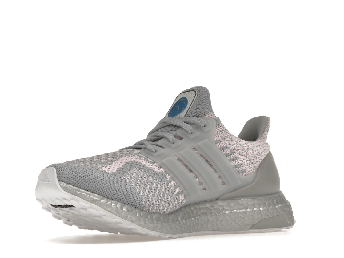 Vue 15 de adidas Ultra Boost 5.0 DNA Halo Silver 