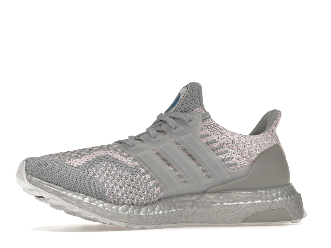 Vue 17 de adidas Ultra Boost 5.0 DNA Halo Silver 