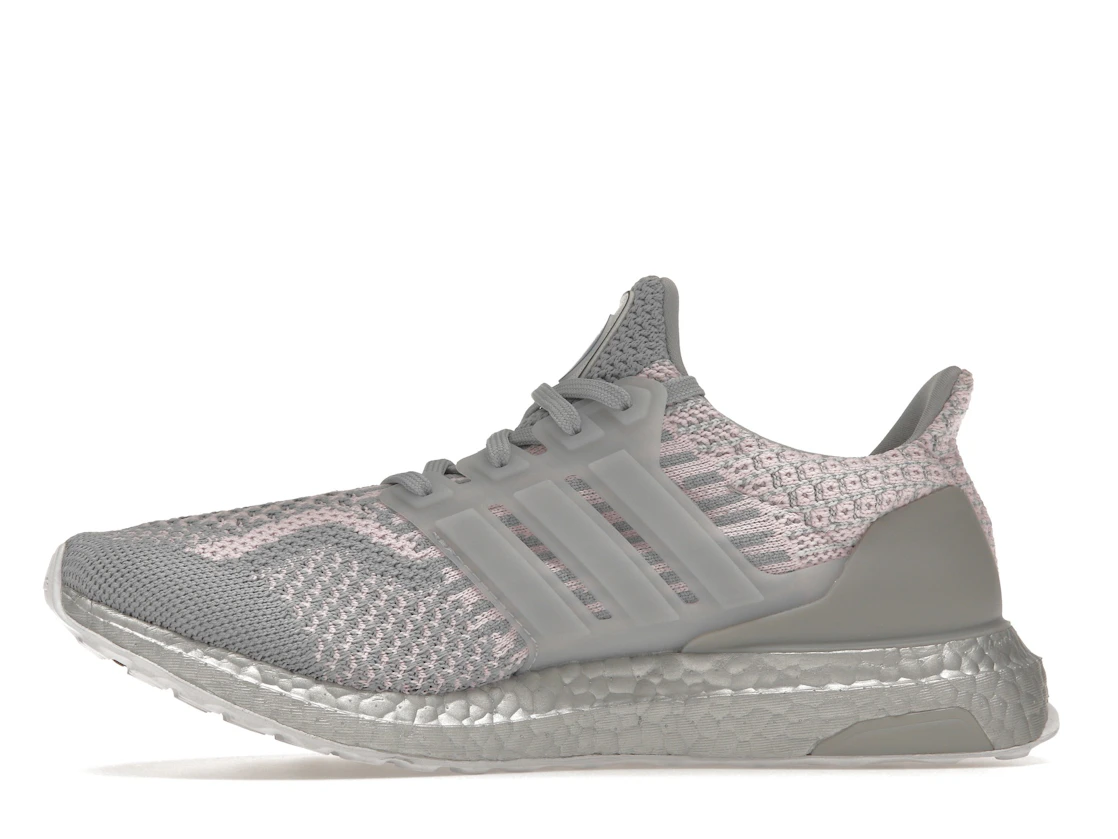 Vue 18 de adidas Ultra Boost 5.0 DNA Halo Silver 