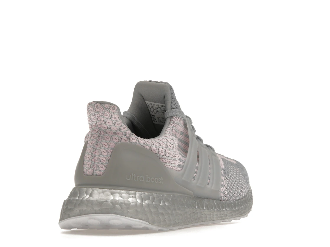 Vue 31 de adidas Ultra Boost 5.0 DNA Halo Silver 