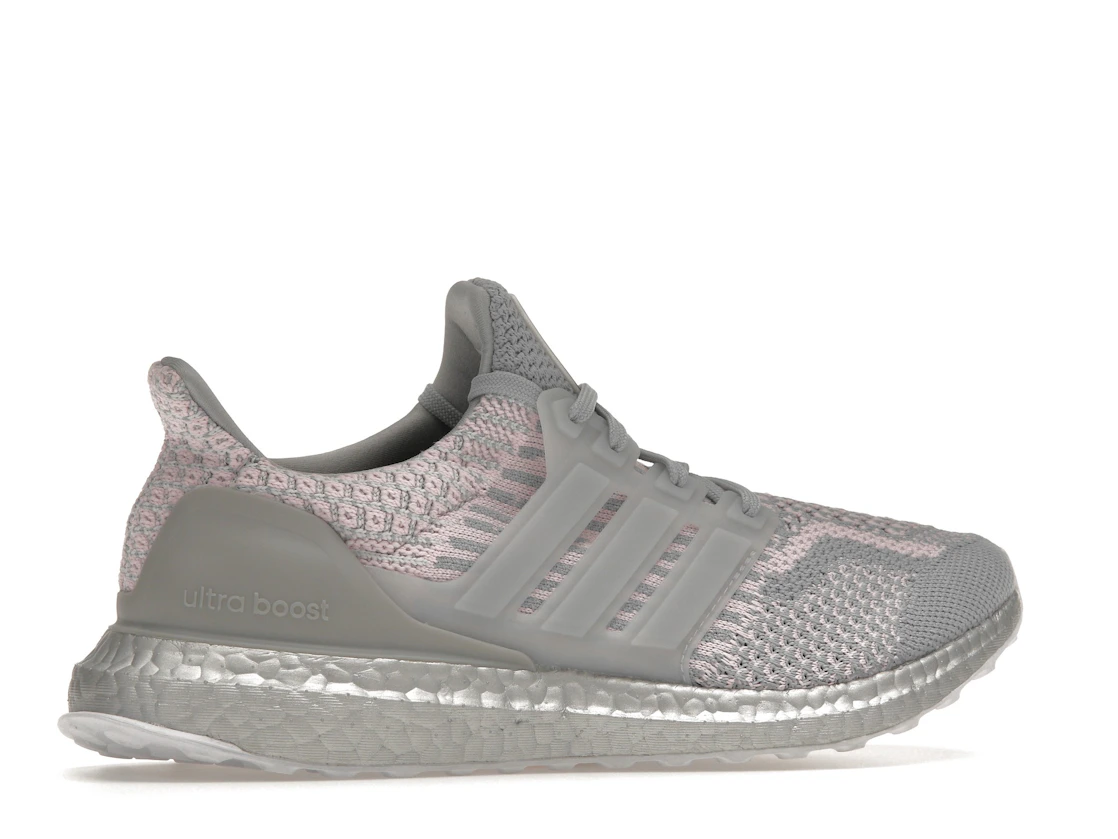 Vue 35 de adidas Ultra Boost 5.0 DNA Halo Silver 