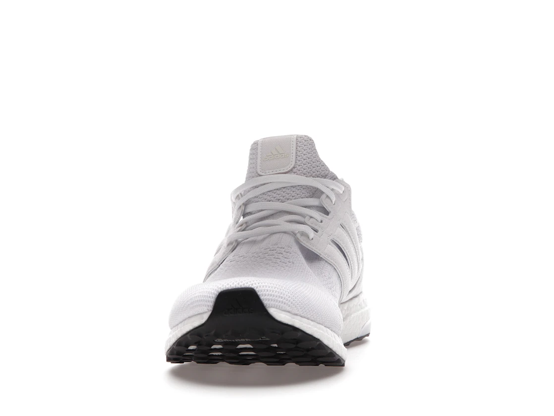 Vue 11 de adidas Ultra Boost 5.0 DNA Triple White