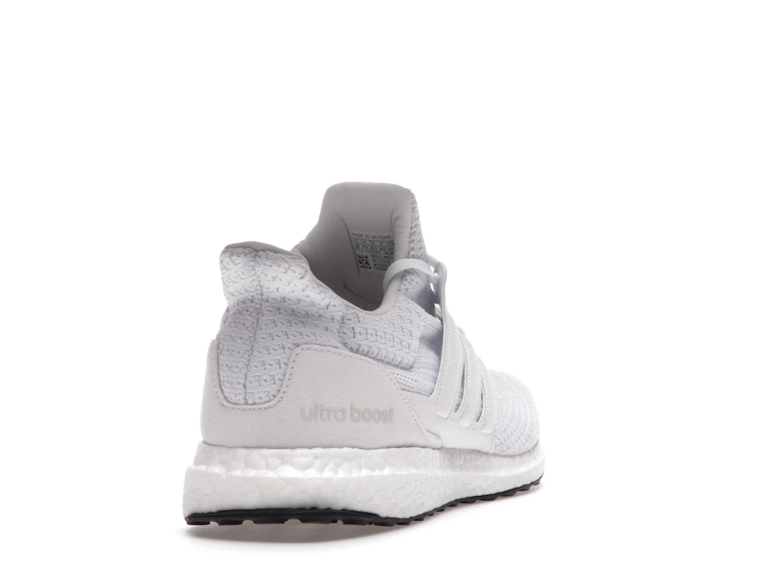 Vue 30 de adidas Ultra Boost 5.0 DNA Triple White