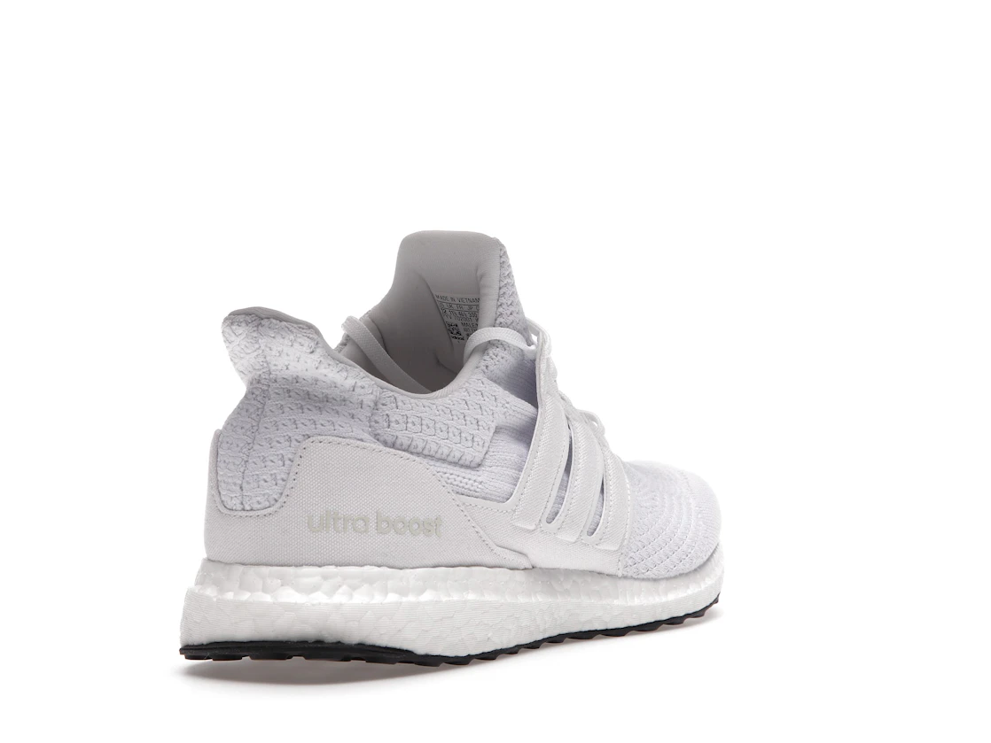Vue 31 de adidas Ultra Boost 5.0 DNA Triple White