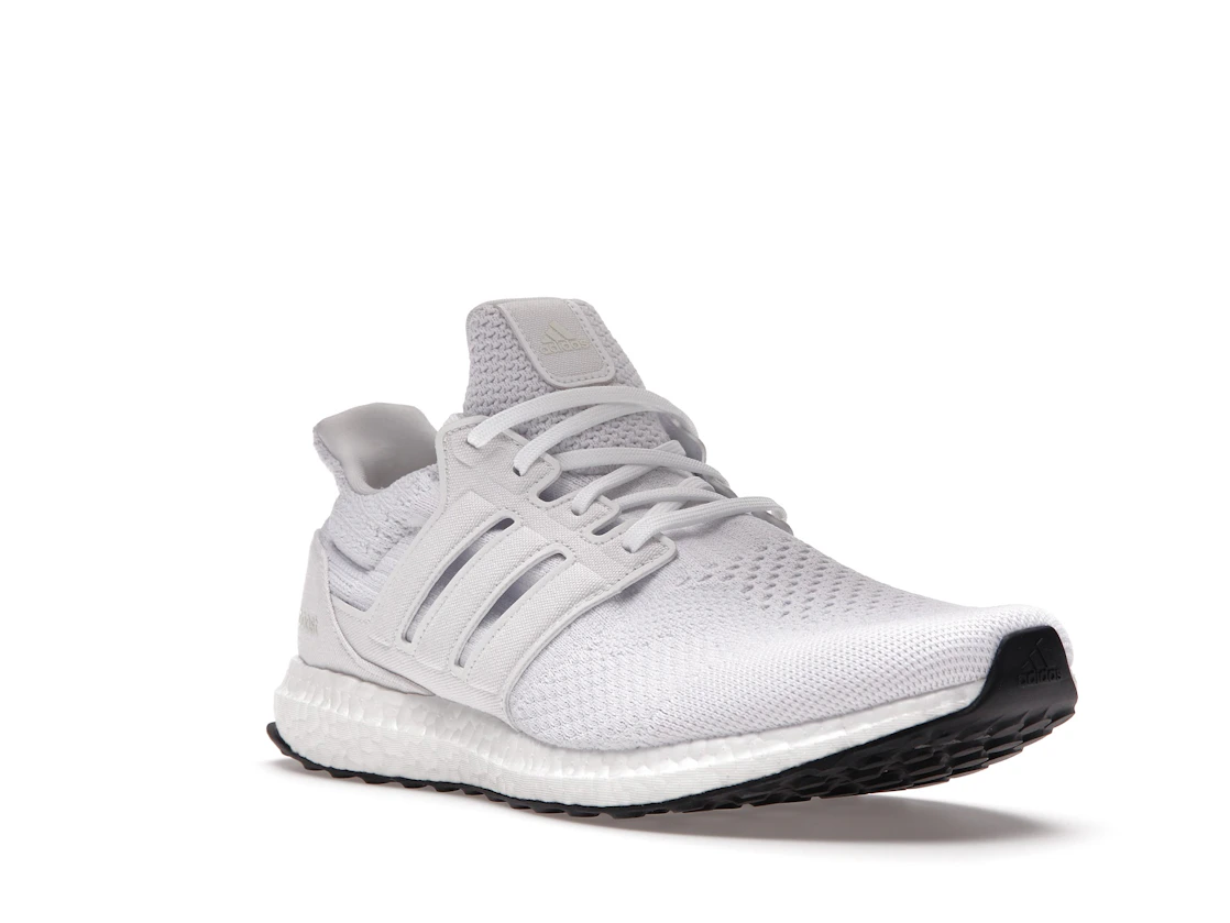 Vue 6 de adidas Ultra Boost 5.0 DNA Triple White