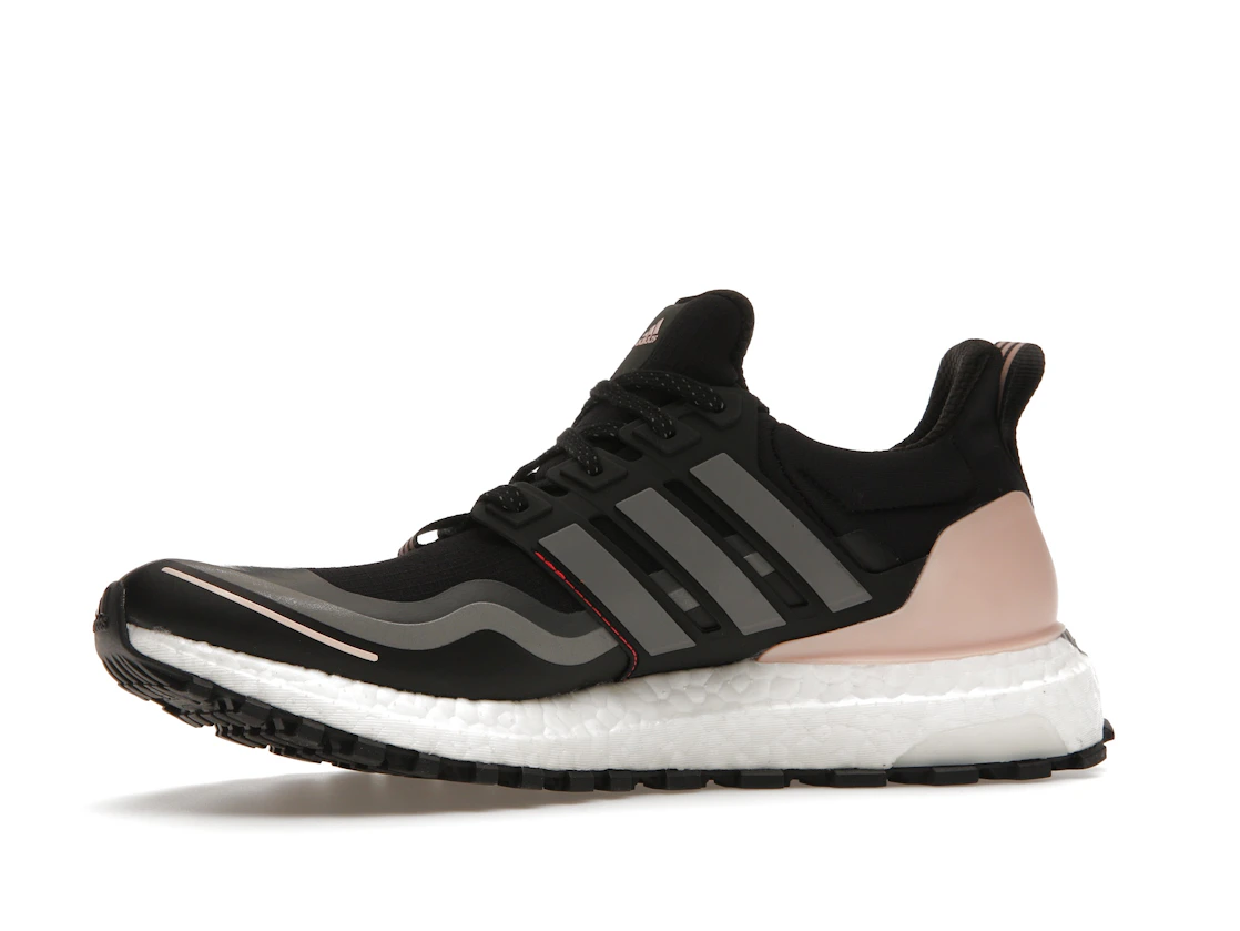 Vue 17 de adidas Ultra Boost Guard Black Grey Pink 