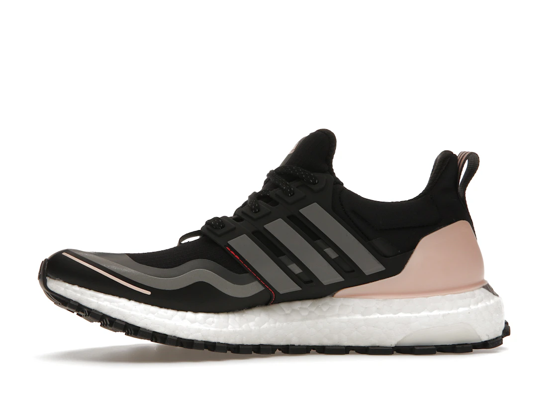 Vue 18 de adidas Ultra Boost Guard Black Grey Pink 