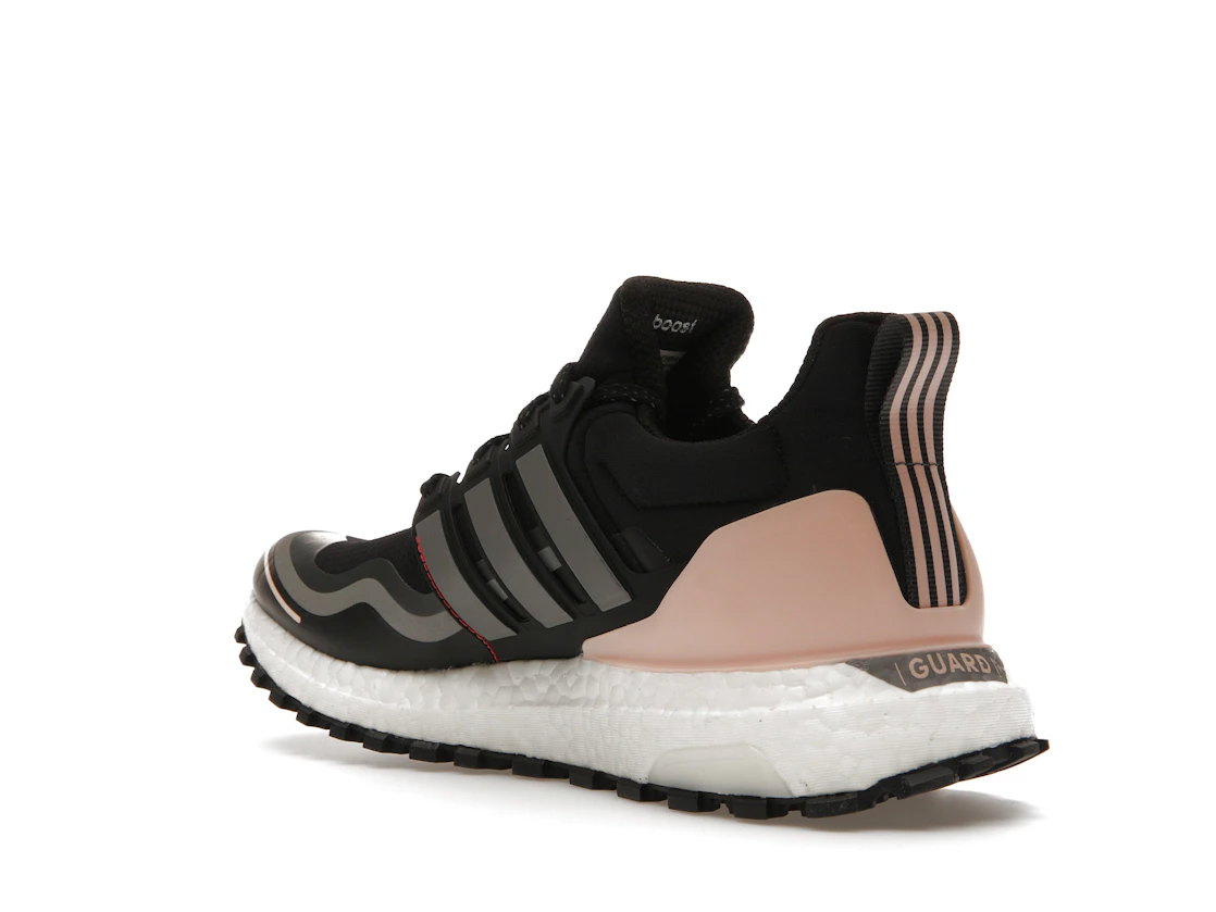 Vue 24 de adidas Ultra Boost Guard Black Grey Pink 
