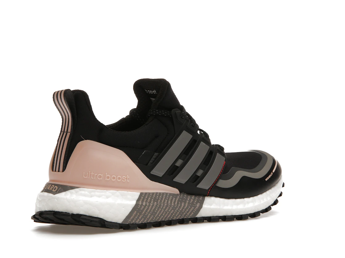 Vue 33 de adidas Ultra Boost Guard Black Grey Pink 