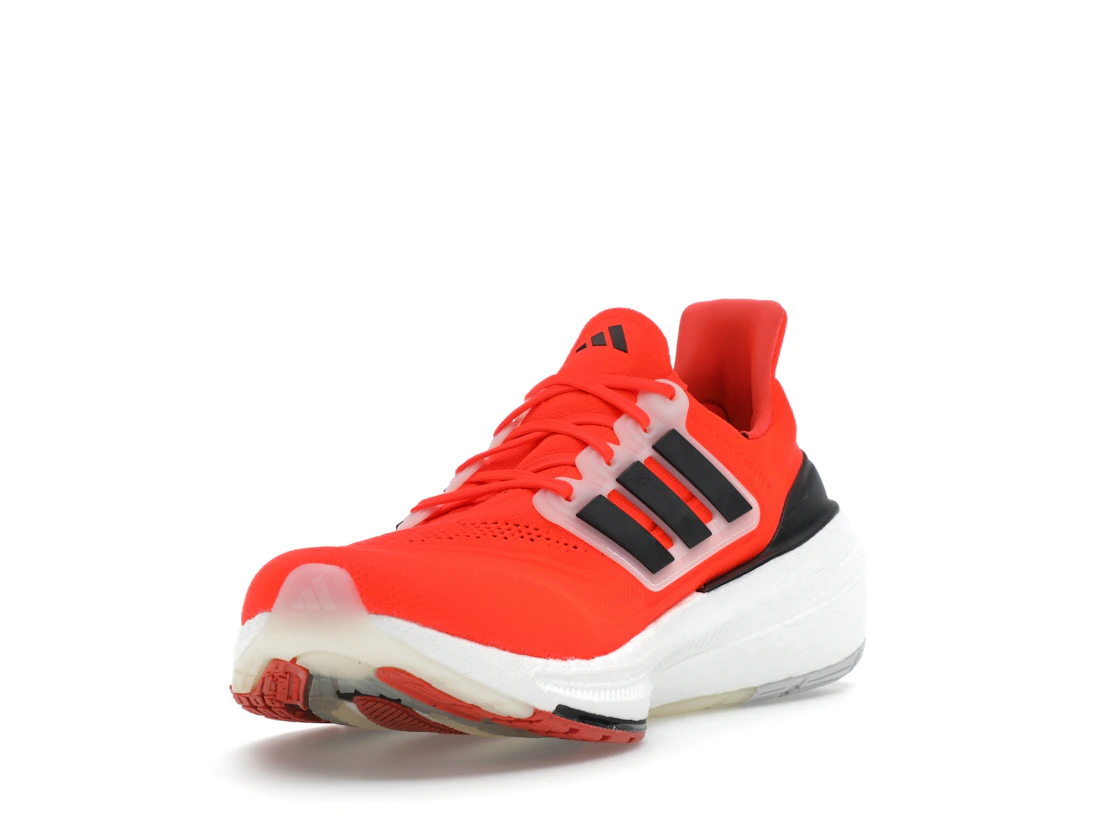 Vue 13 de adidas Ultra Boost Light Solar Red Black White