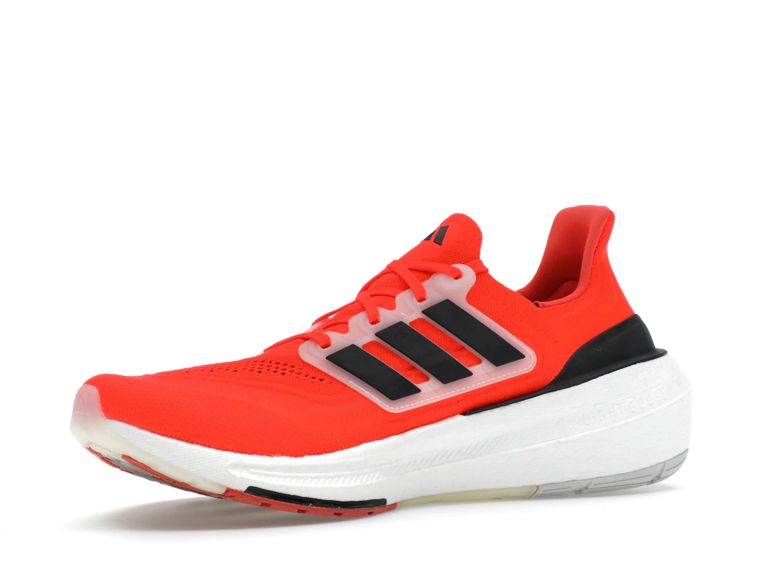 Vue 16 de adidas Ultra Boost Light Solar Red Black White