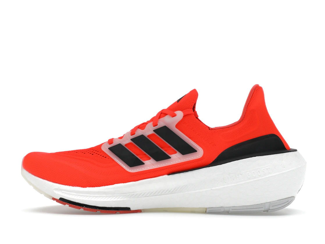 Vue 20 de adidas Ultra Boost Light Solar Red Black White