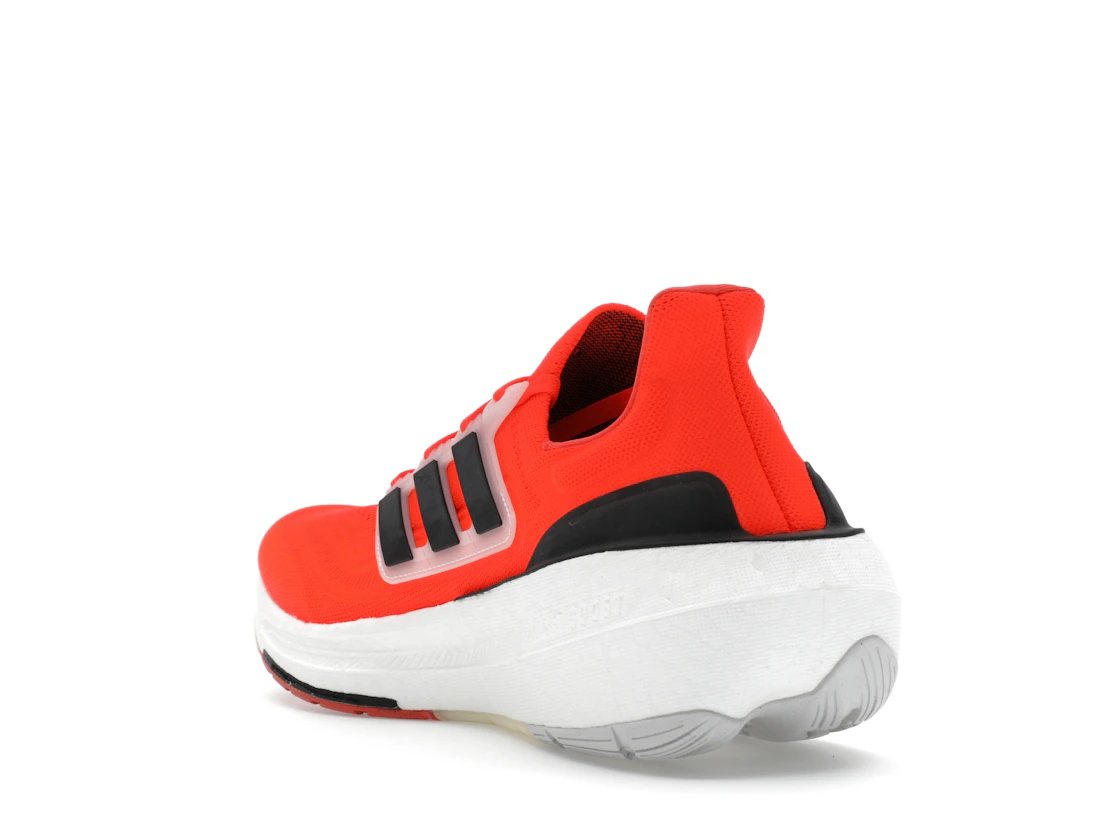 Vue 25 de adidas Ultra Boost Light Solar Red Black White
