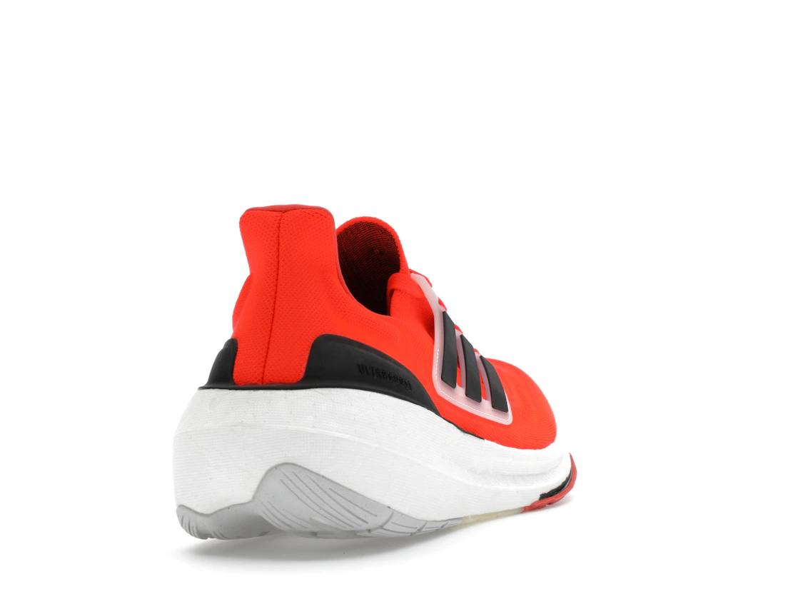 Vue 30 de adidas Ultra Boost Light Solar Red Black White