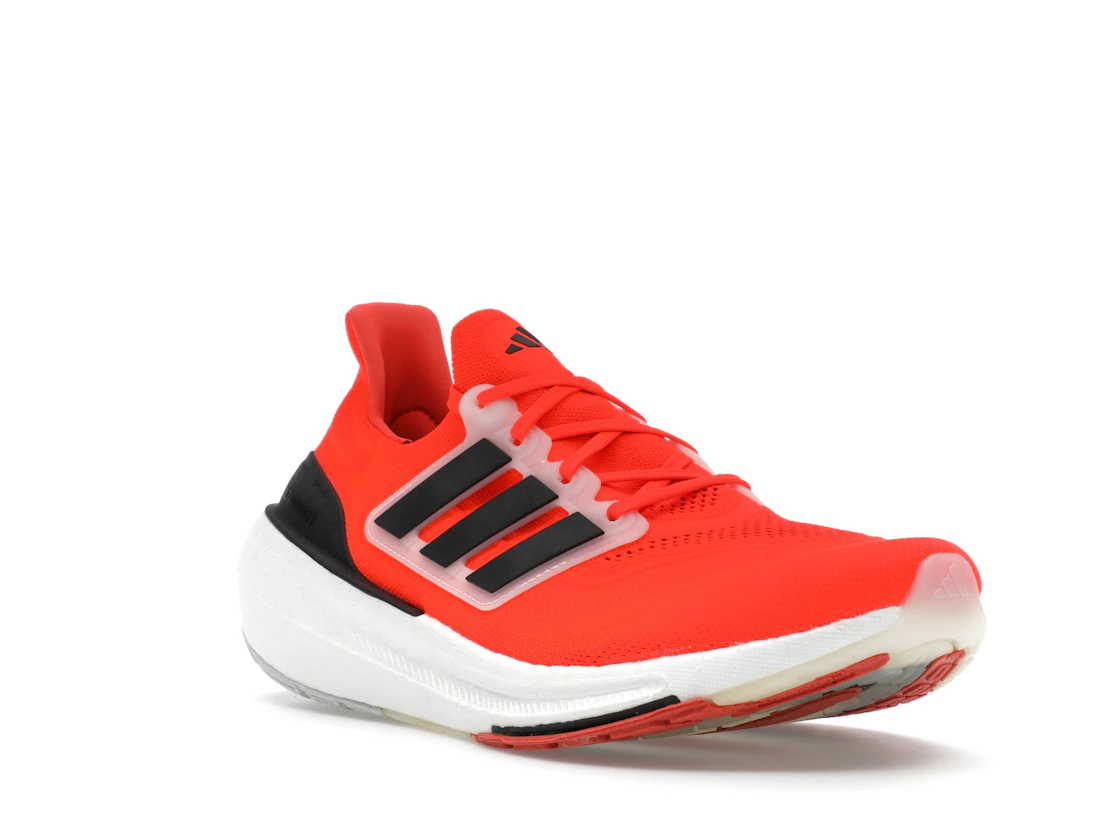 Vue 6 de adidas Ultra Boost Light Solar Red Black White