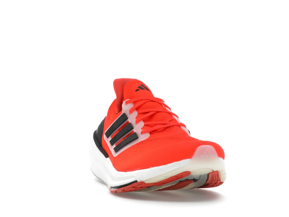 Vue 8 de adidas Ultra Boost Light Solar Red Black White