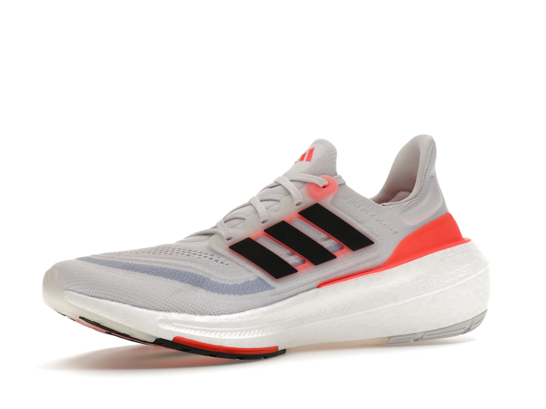 Vue 16 de adidas Ultra Boost Light White Black Solar Red