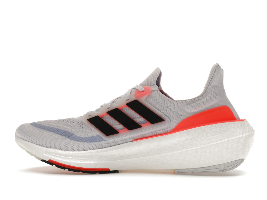 Vue 20 de adidas Ultra Boost Light White Black Solar Red