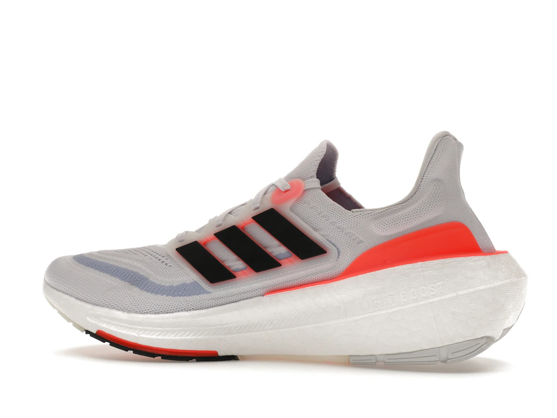 Vue 21 de adidas Ultra Boost Light White Black Solar Red
