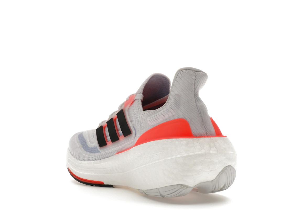 Vue 25 de adidas Ultra Boost Light White Black Solar Red