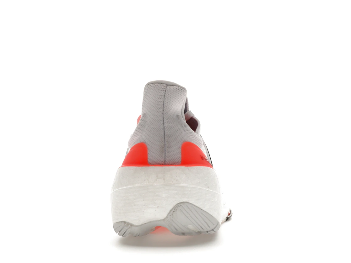Vue 28 de adidas Ultra Boost Light White Black Solar Red