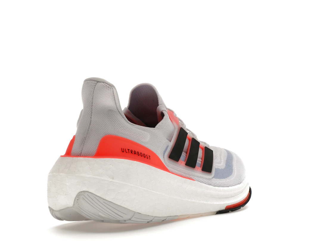 Vue 31 de adidas Ultra Boost Light White Black Solar Red