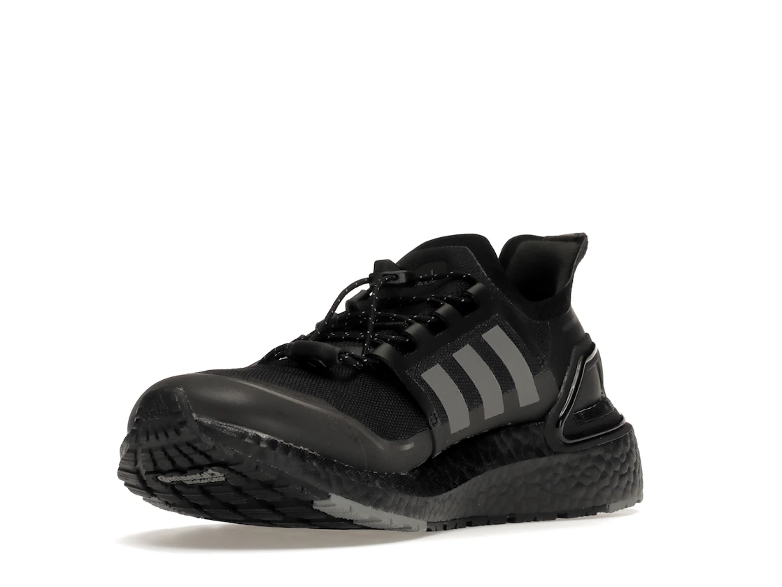 Vue 14 de adidas Ultra Boost Winter Rdy Core Black