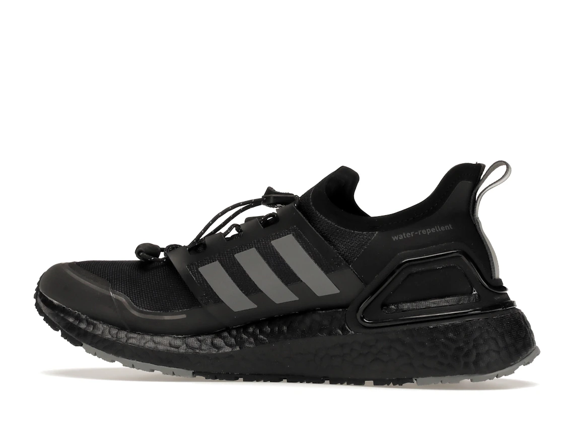 Vue 21 de adidas Ultra Boost Winter Rdy Core Black