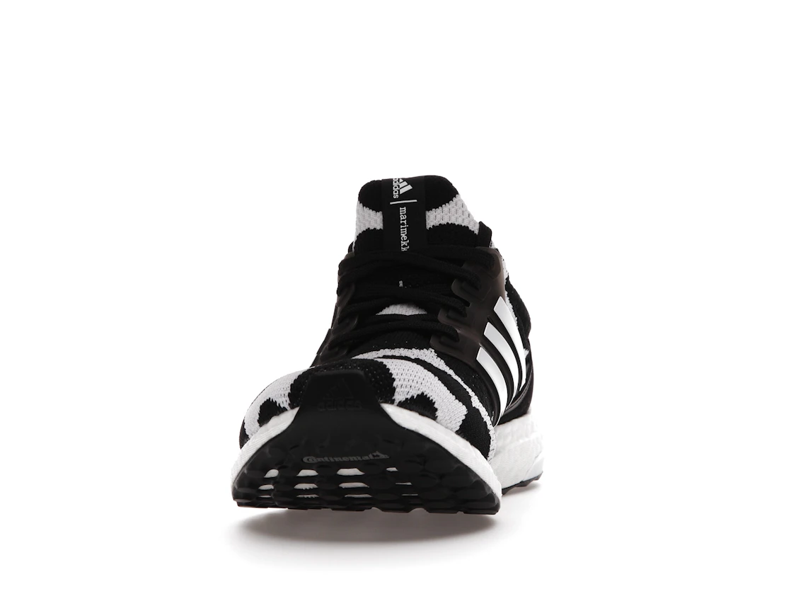Vue 11 de adidas Ultra Boost DNA Marimekko 