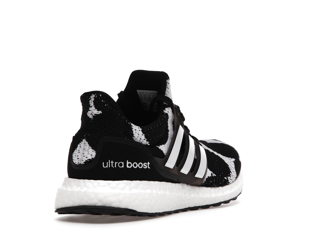 Vue 31 de adidas Ultra Boost DNA Marimekko 