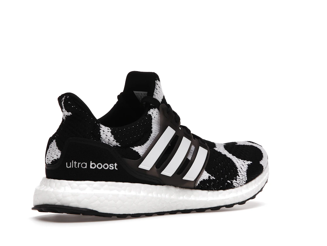 Vue 33 de adidas Ultra Boost DNA Marimekko 