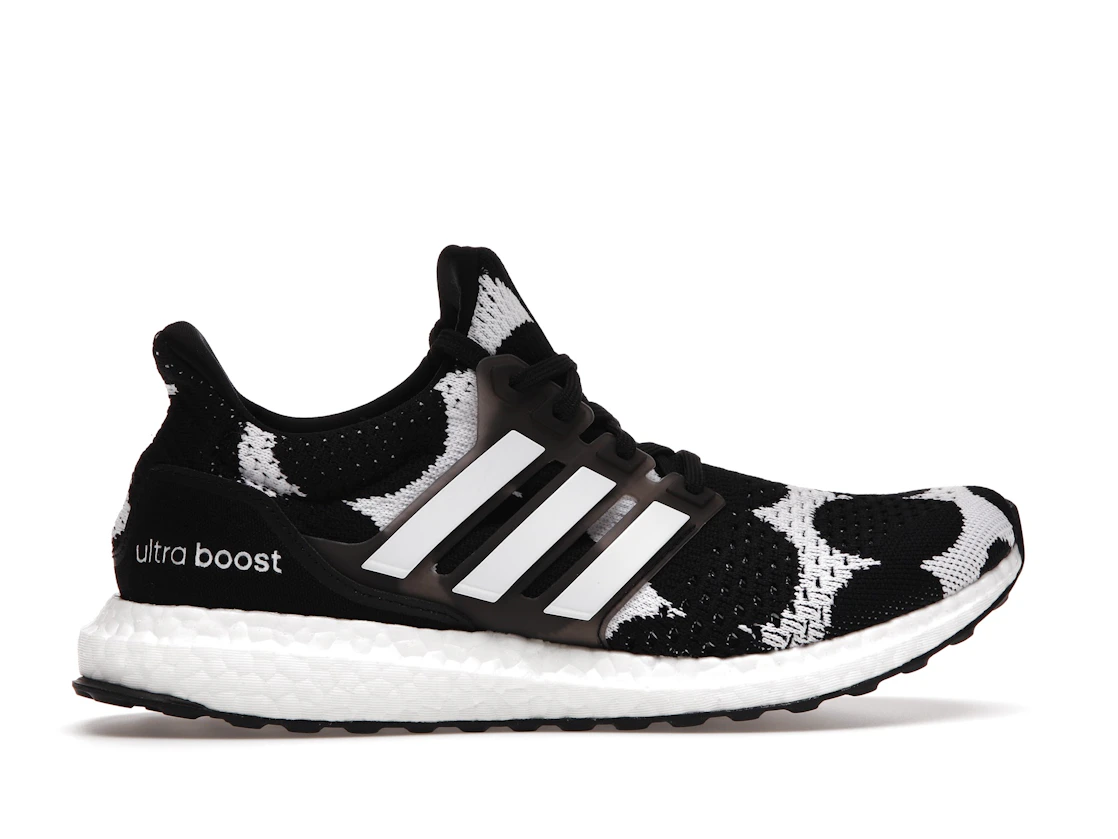Vue 36 de adidas Ultra Boost DNA Marimekko 