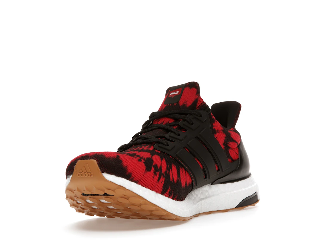 Vue 13 de adidas Ultra Boost Nice Kicks No Vacancy