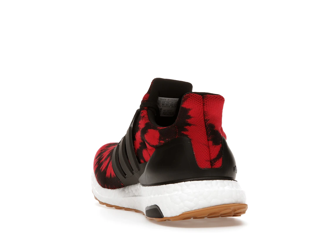 Vue 26 de adidas Ultra Boost Nice Kicks No Vacancy