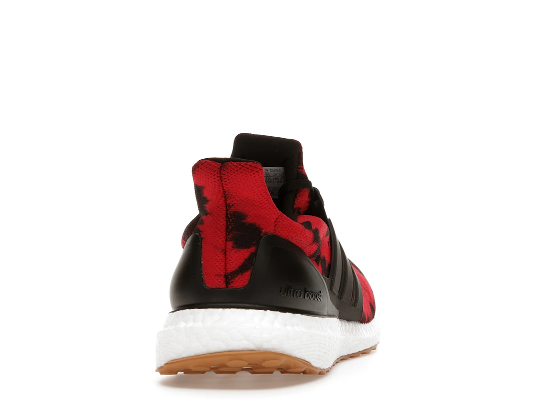 Vue 29 de adidas Ultra Boost Nice Kicks No Vacancy